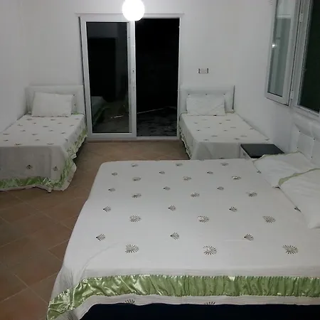 Coral מלון 3*
